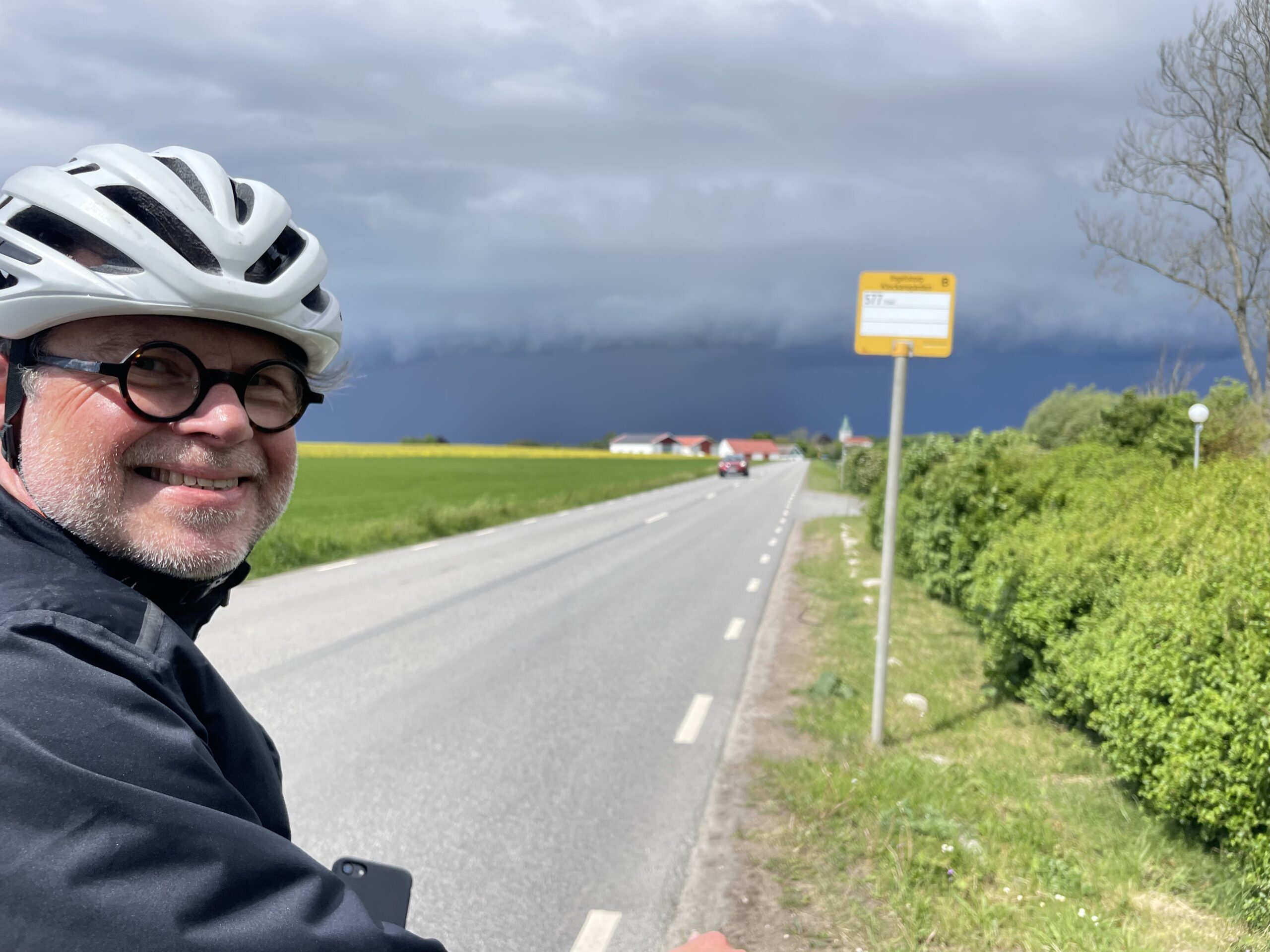 Följ med på stormig tandemturné – Äldre i centrum