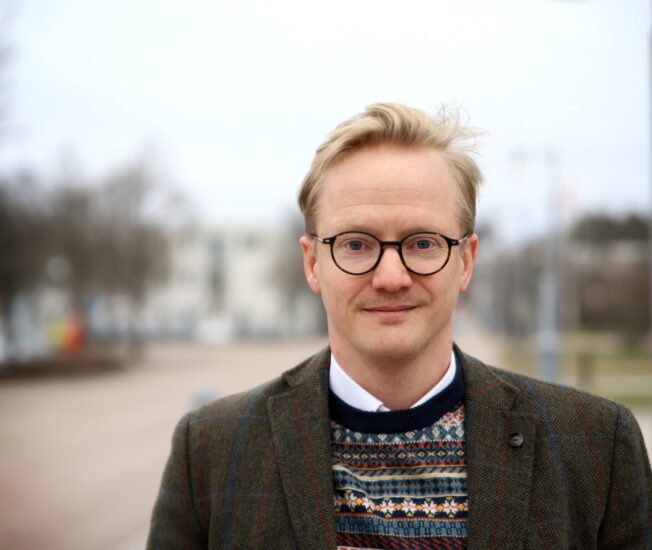 Porträttbild på Tor Arnison