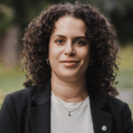 Porträttbild på Anahita Amirpour