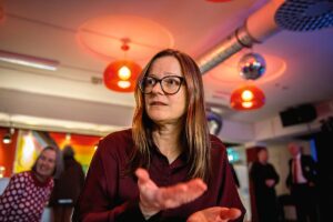 Porträttbild på Lisa Sundberg